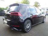 Volkswagen Golf VII GTI LED PANO NAVI PDC SHZ - mit Benzin-Antrieb: Schwarz, Schiebedach, mit Klimaanlage