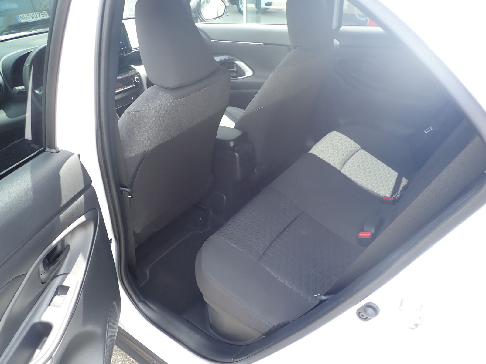 Fahrzeugabbildung Toyota Yaris Cross Hybrid FWD Team Deutschland/KAMERA