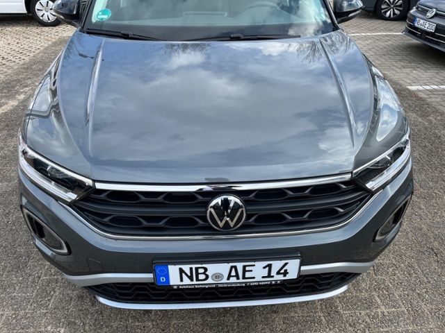 Fahrzeugabbildung Volkswagen T-ROC 1.5 TSI DSG GOAL AHK APP-CONNECT LED