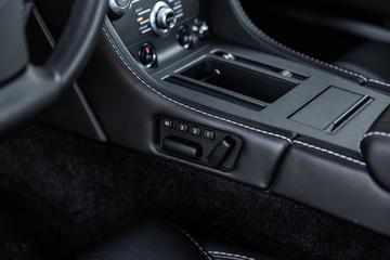 2012 Aston Martin V8 VANTAGE 缩略图 11