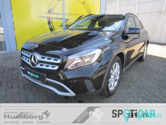 Mercedes-Benz GLA 200 Navi Kamera PDC Sitzhzg