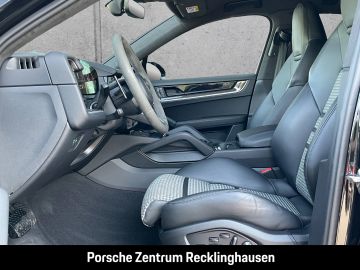 Porsche Cayenne - 4