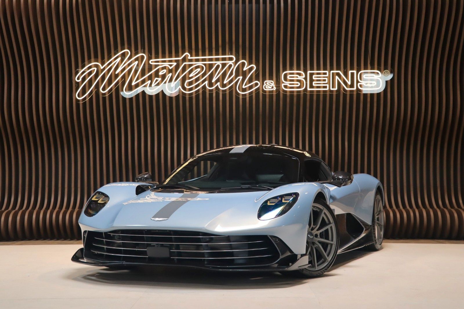Aston Martin Valhalla - Mako Blue - kilométrage de livraison