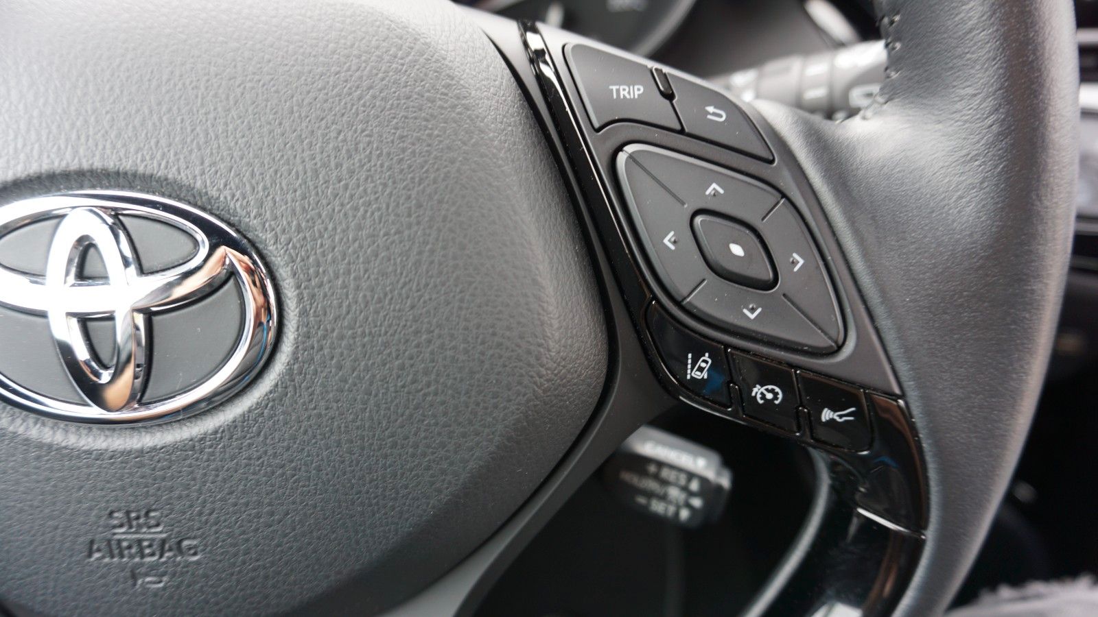 Fahrzeugabbildung Toyota C-HR Hybrid Team DE, Navi,Keyless,ACC,LED,Kamera