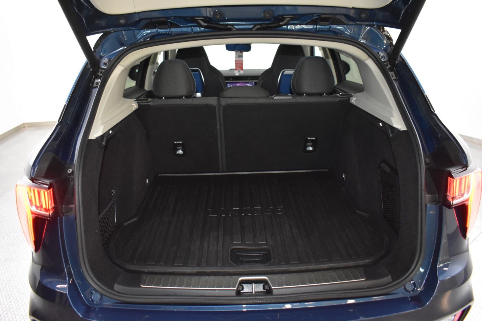 LYNC AND CO 01 1.5TD Aut PHEV PANO+MEMO+NAVI+LED+SHZ+ACC+360 - Image 22