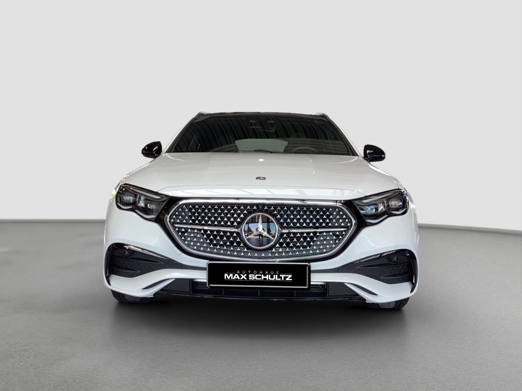 Fahrzeugabbildung Mercedes-Benz E 450 d 4M T AMG*AHK*Pano-Dach*Digital Light*KAM