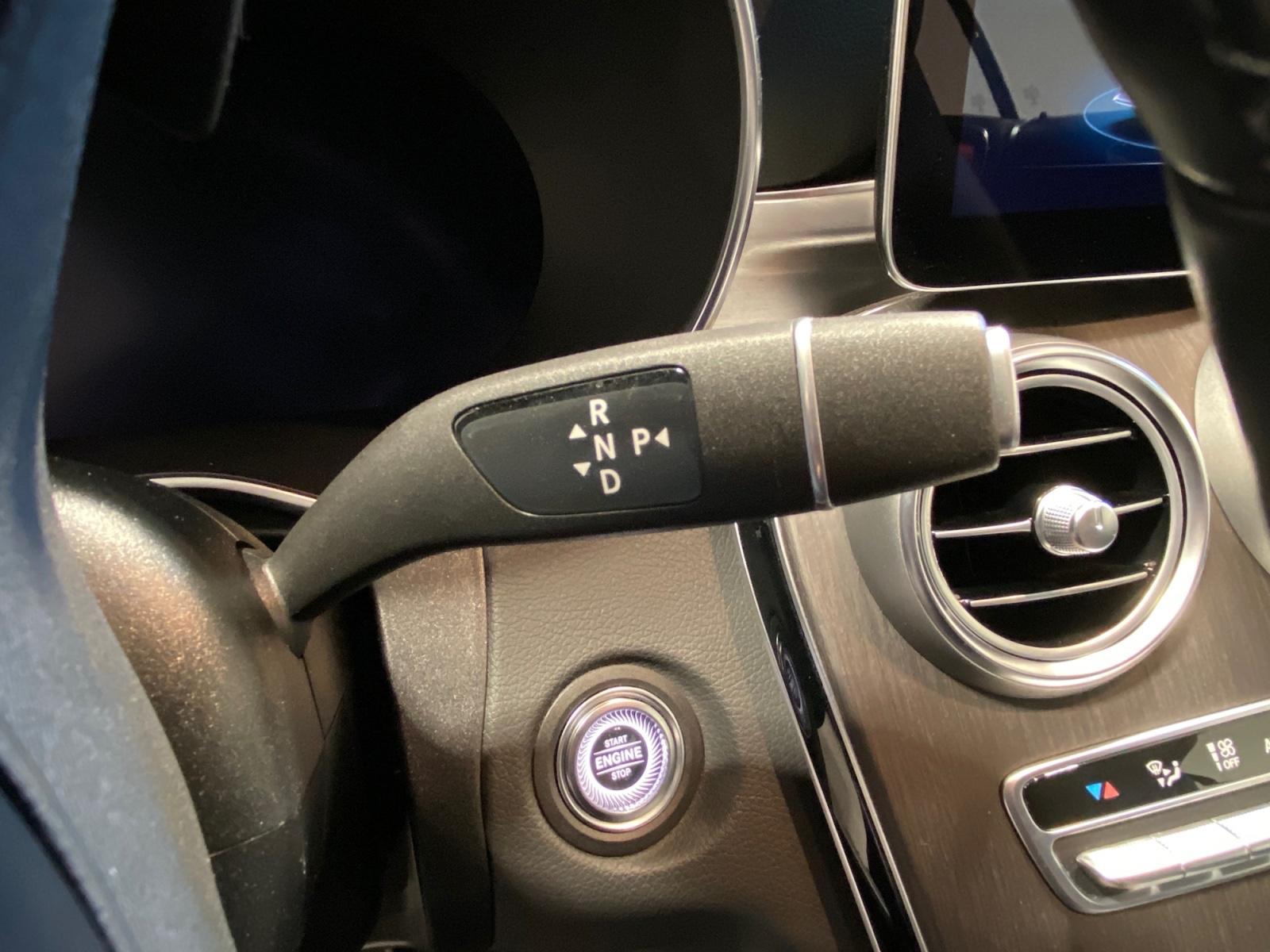 Mercedes-Benz C400 Cabrio AMG LINE HuD STZBLFT BURMESTE NACKHZ