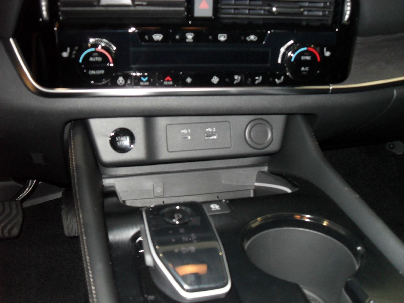 Fahrzeugabbildung Nissan X-Trail e-Power e-4orce Tekna | Head-up