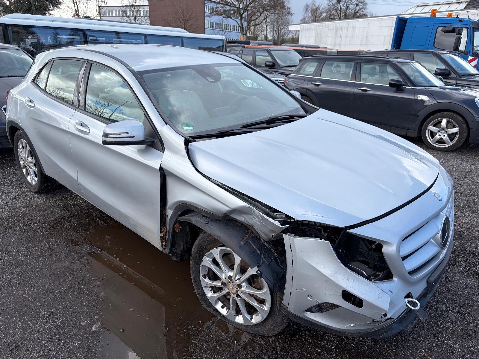 Mercedes-Benz GLA 250 4Matic