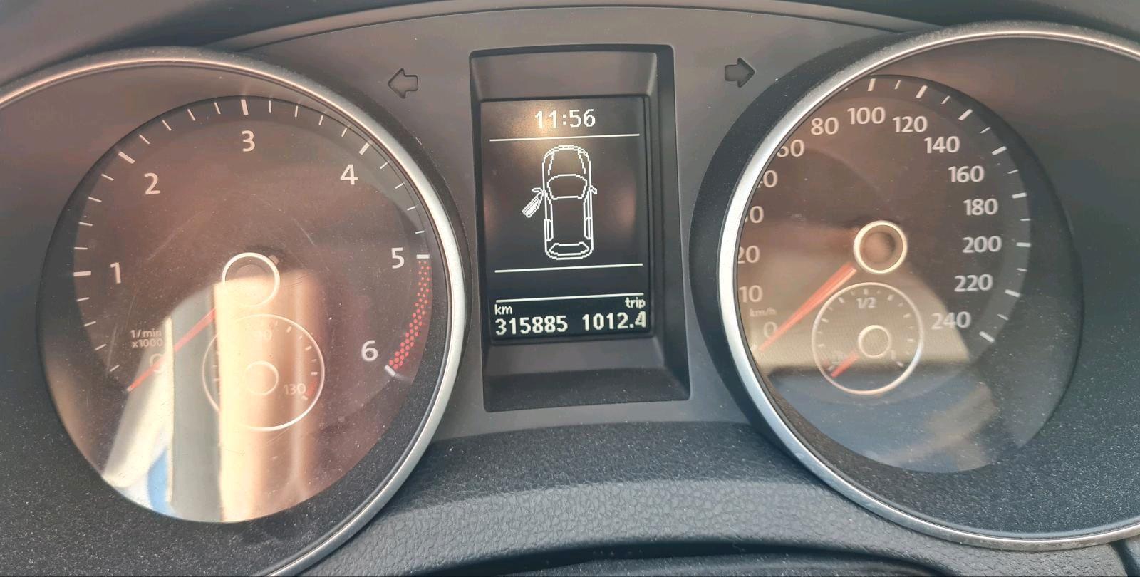 Volkswagen Golf 2011 — photo 5