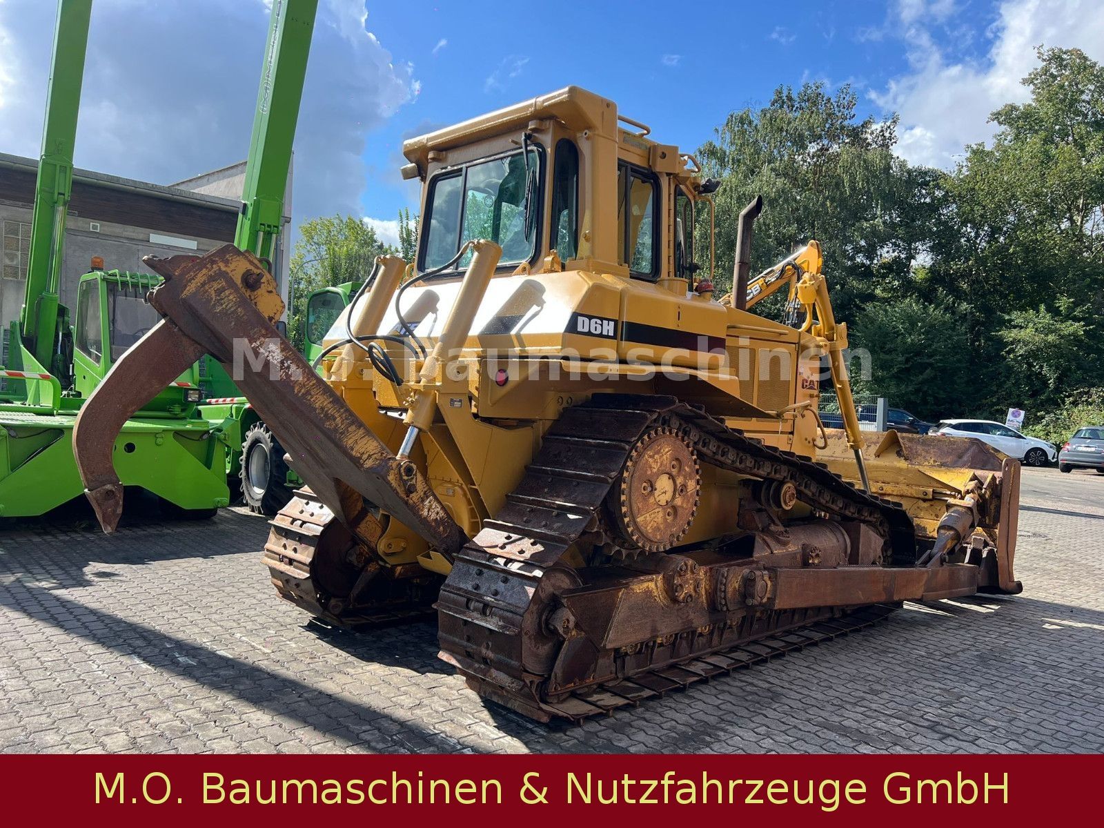 Fahrzeugabbildung CAT D6 H  / 4. Wegeplanierschild /Ripper /