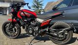 Ducati Scrambler Full Throttle - viel Zubehör