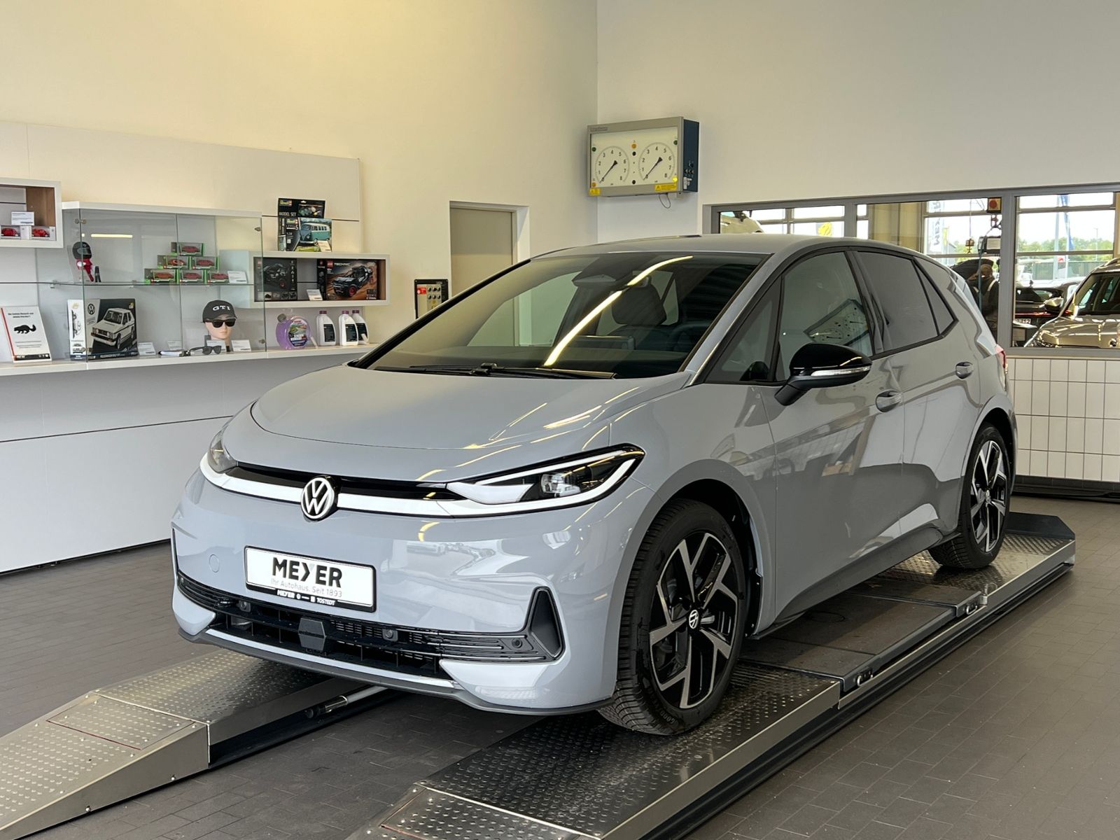 Fahrzeugabbildung Volkswagen ID.3 NEO Life 50 kWh *19" LM-Felge, Ganzjahresre