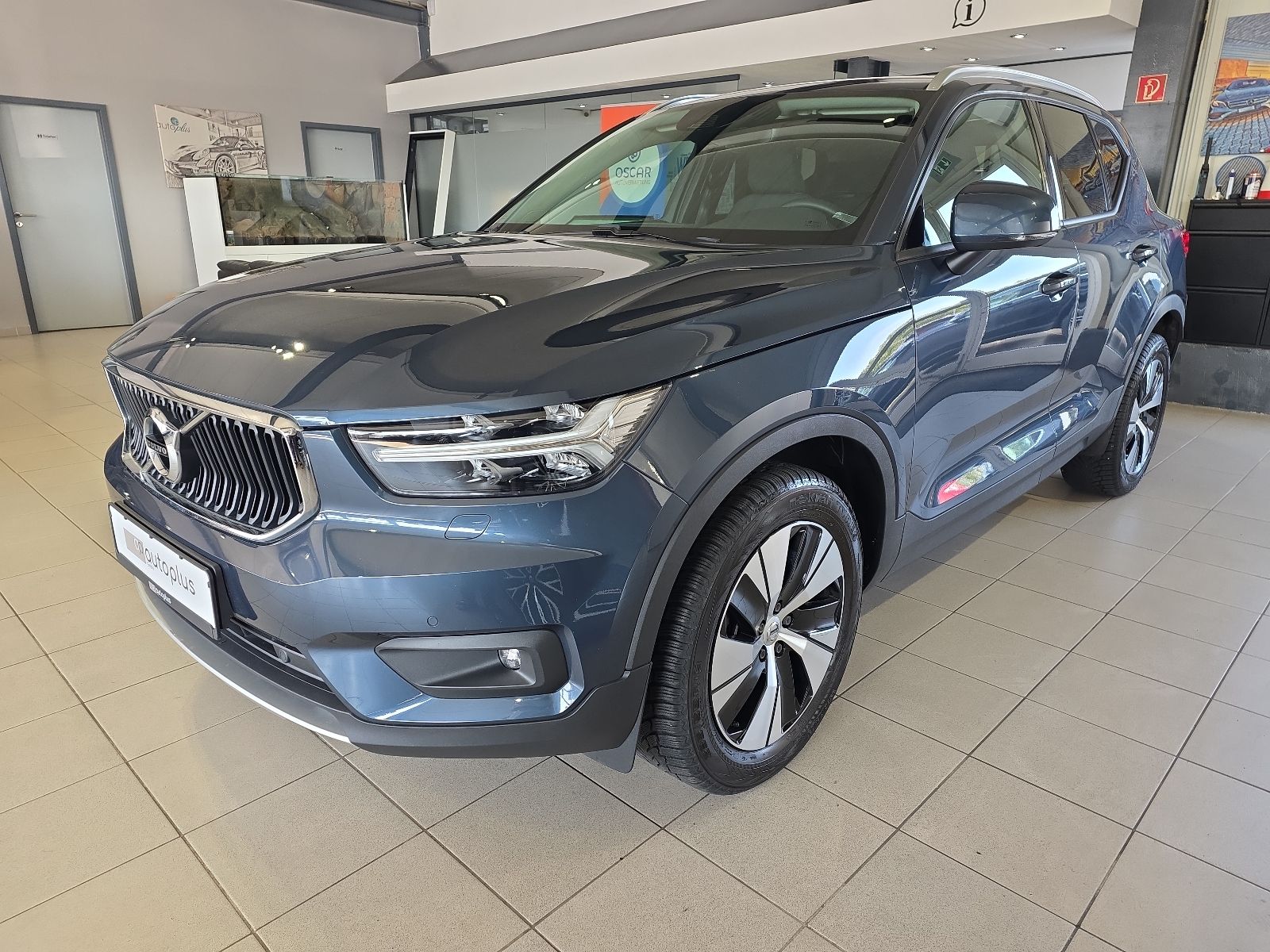 Volvo XC40 T3 Momentum Pro ACC BLIS AHK Kamera LED SHZ