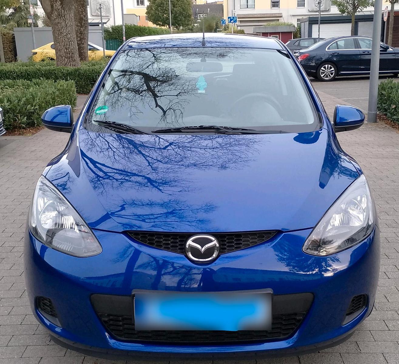 Mazda 2