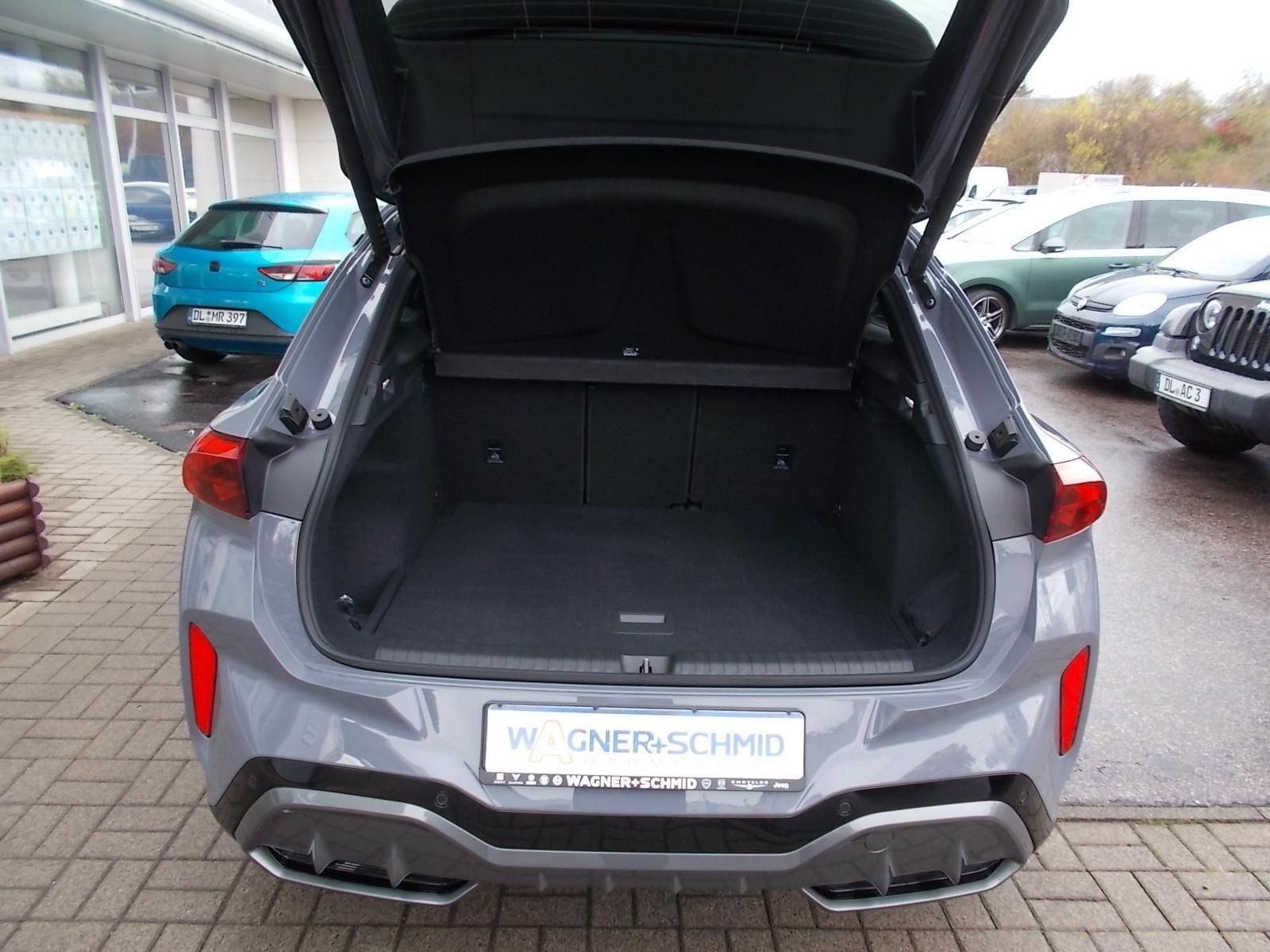 Fahrzeugabbildung CUPRA Terramar VZ 2.0 TSI 4Drive DSG