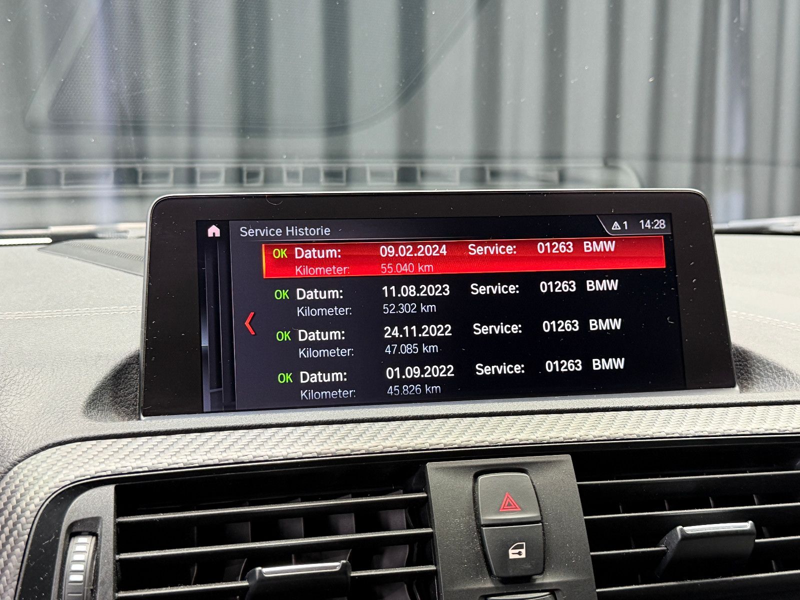 Fahrzeugabbildung BMW M2 Competition|H&K|KW|RF-Kamera|Assistent