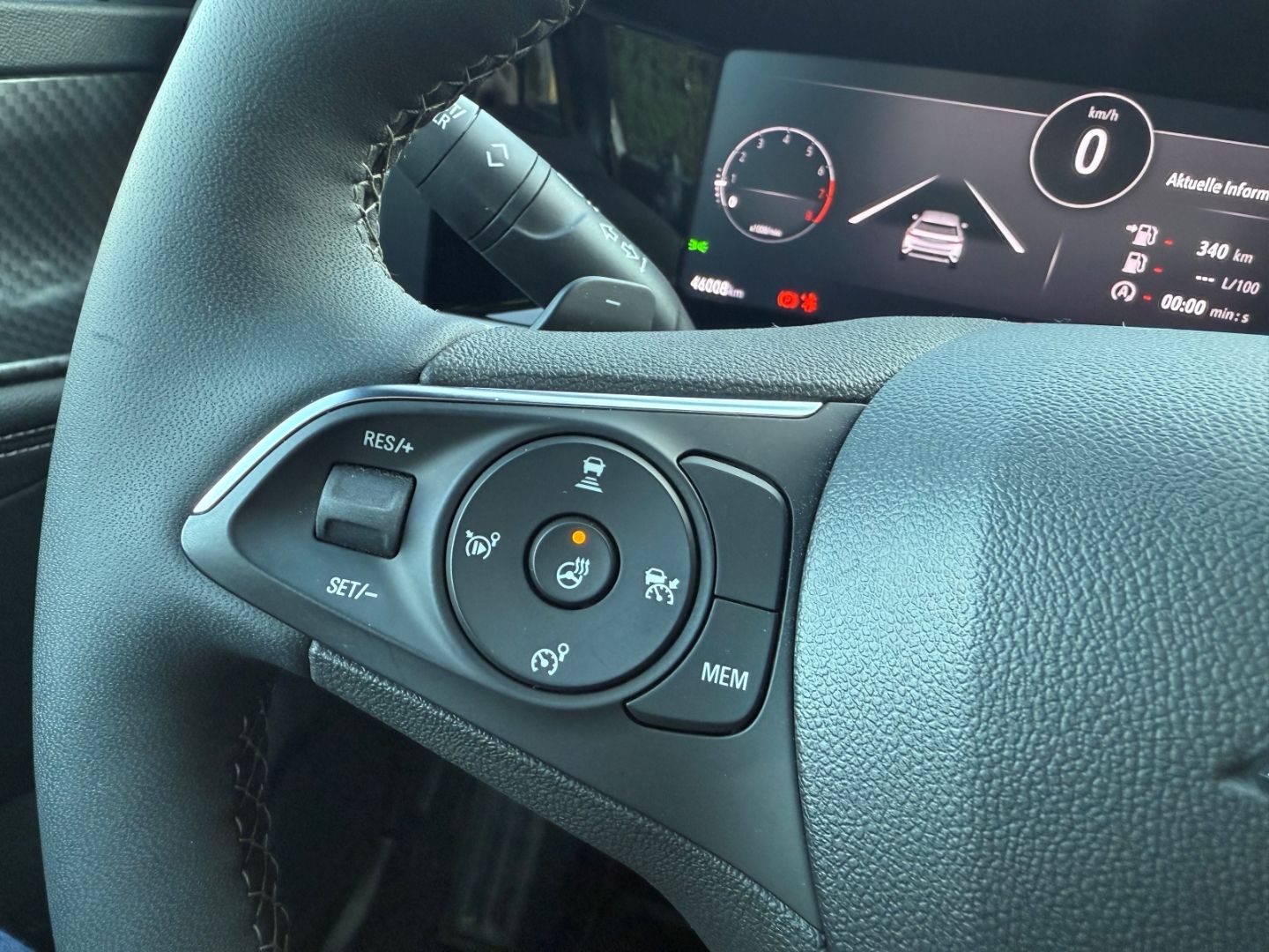 Fahrzeugabbildung Opel Mokka Ultimate Top Zustand +SHZ+LHZ+Kamera