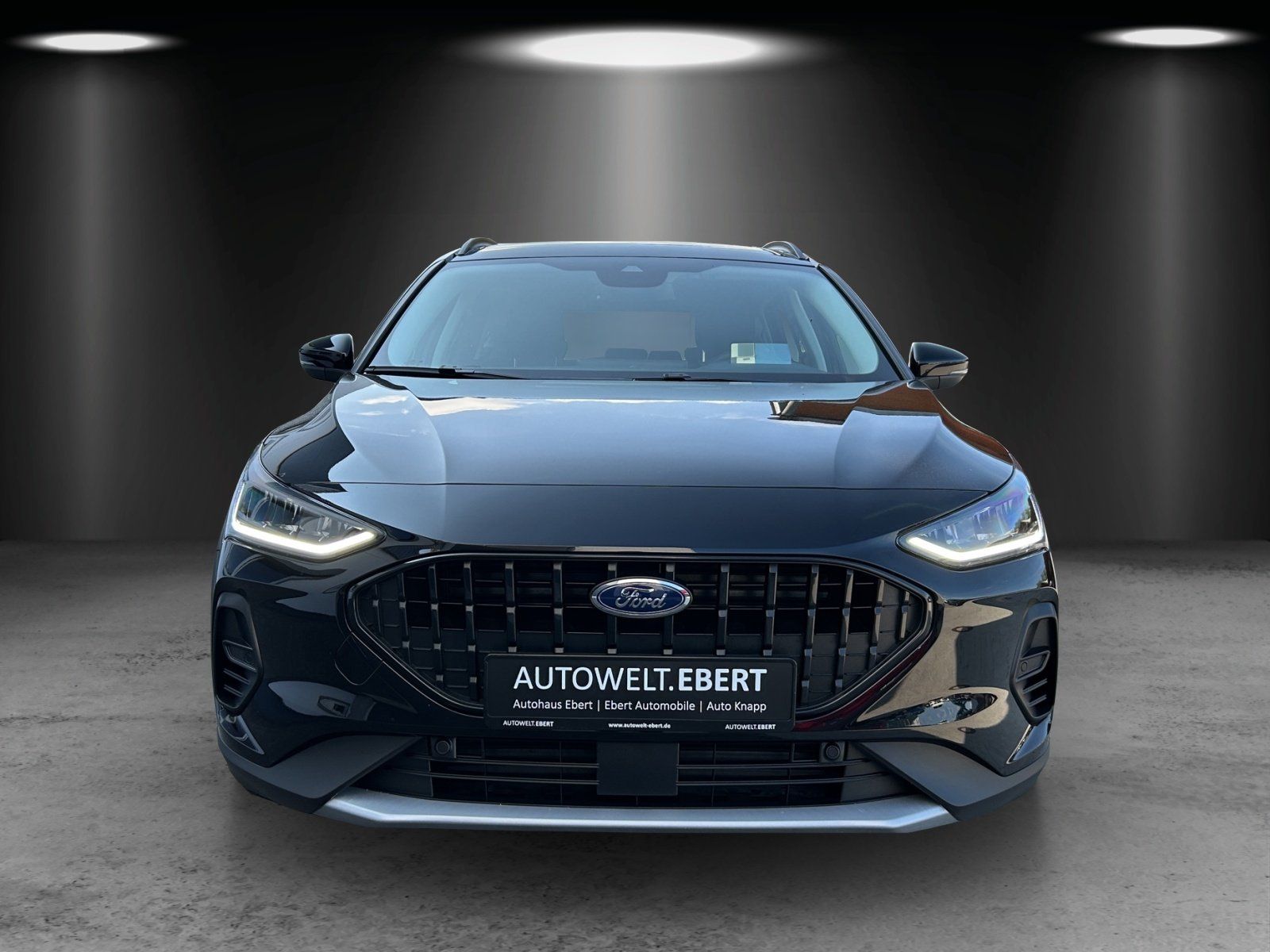 Fahrzeugabbildung Ford Focus 1.5 Active X Aut./LED/KAMERA/ACC/NAVI/PANO