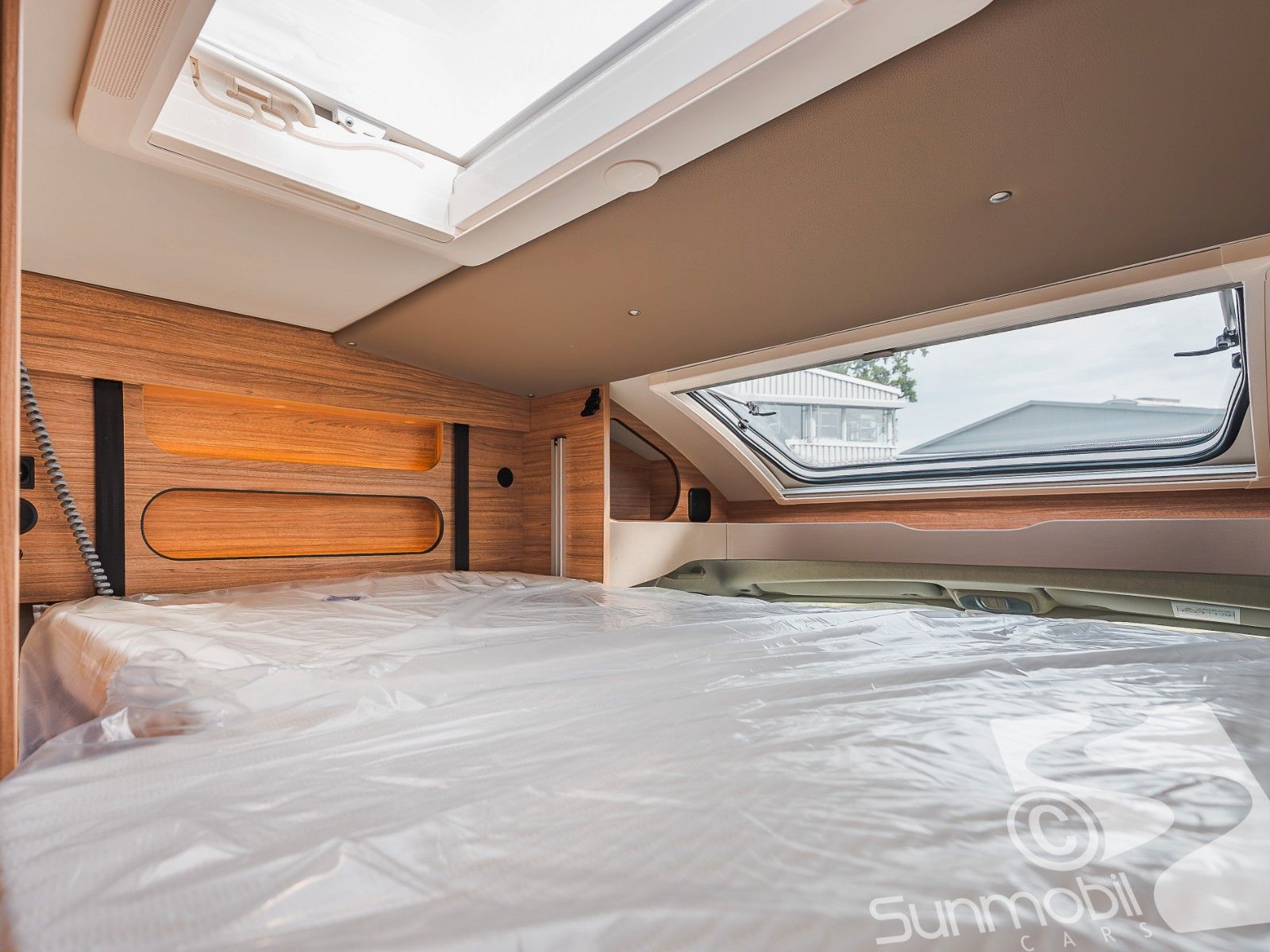 Fahrzeugabbildung Weinsberg CaraSuite 650 MEG SPICY #Autom #Lithium #Solar