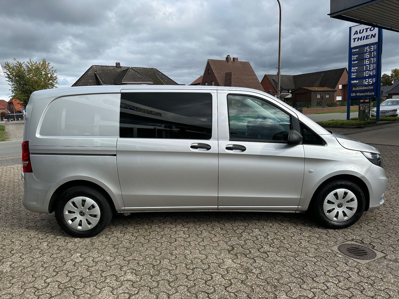 Fahrzeugabbildung Mercedes-Benz Vito Mixto 116 CDI AHK/Standhzg/Hecktüren/Klima