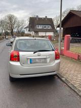 Toyota Corolla - Toyota Corolla mit Benzin-Antrieb: Kleinwagen