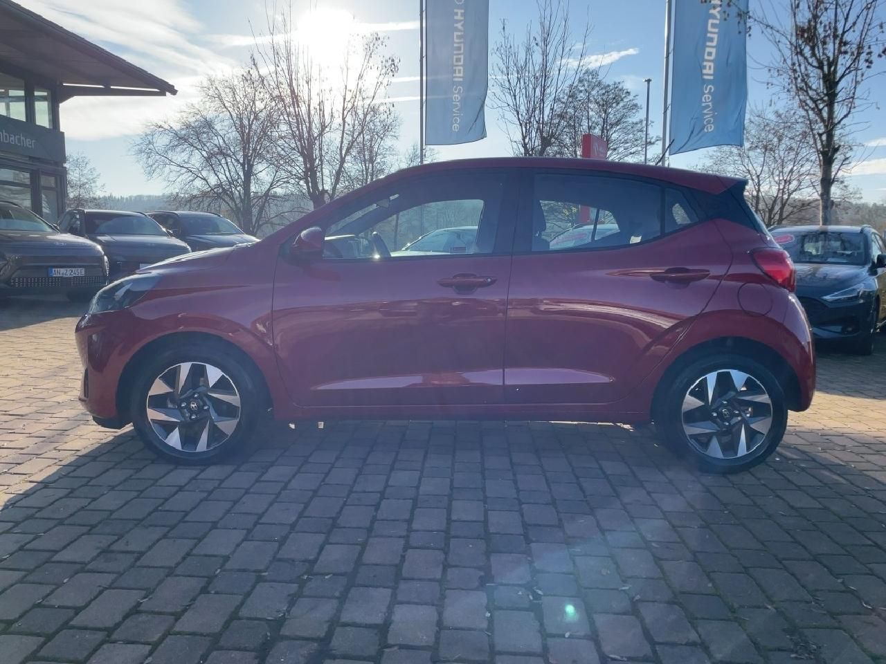 Fahrzeugabbildung Hyundai i10 Trend 84PS Automatik Navi SHZ EPH+Kamera DAB