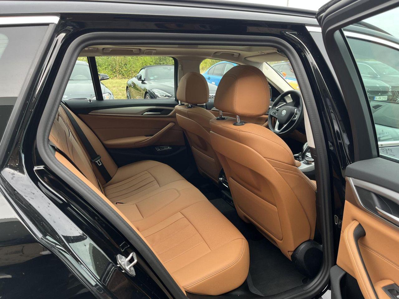 BMW 530e Tour HUD Pano Laser SpoSi RFK HiFi LiveProf