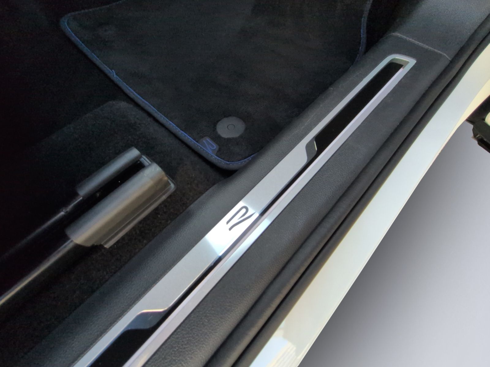 Tiguan R MATRIX+DCC+ACC+SHZ