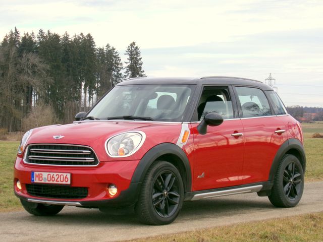 MINI Cooper D Countryman 4x4 Service NEU! TÜV 2/27!!