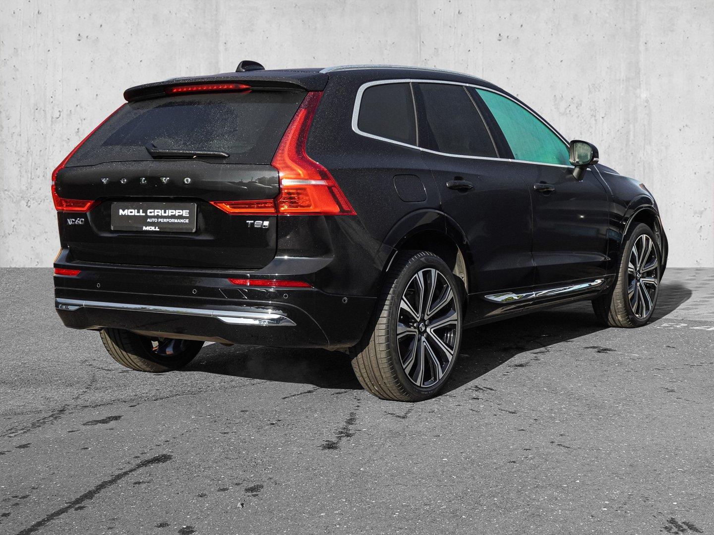 Volvo XC60 T8 AWD Ultra Bright Plug-in Hybrid MASSAGE