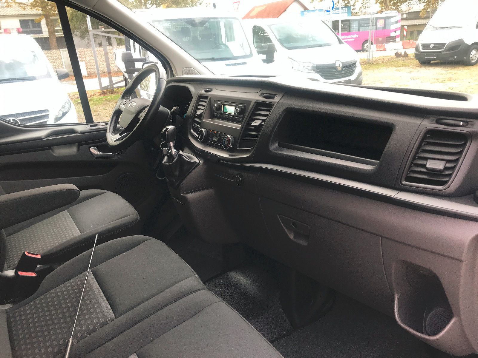 Fahrzeugabbildung Ford TransitCustomKasten340 L1Trend,AHK,STH,PDC,LED