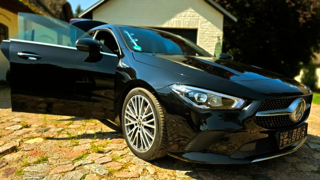 Image of Mercedes-Benz CLA 180