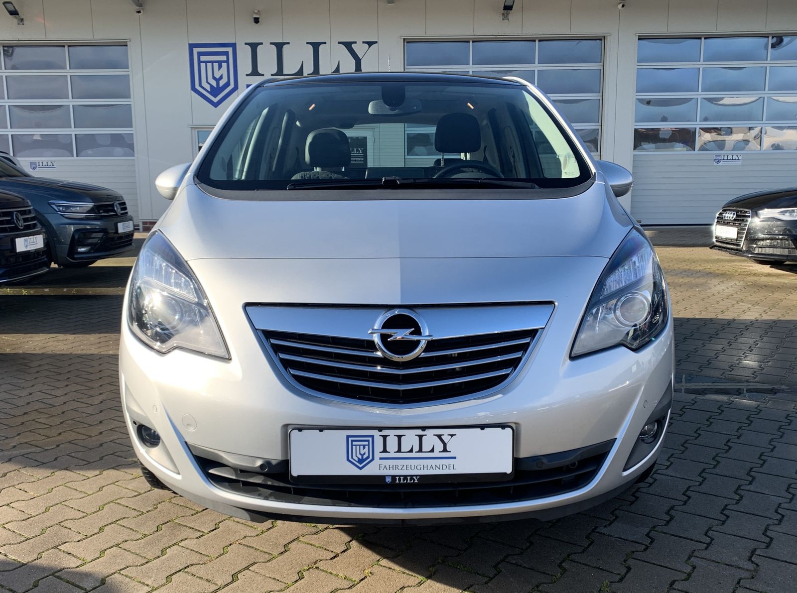 Fahrzeugabbildung Opel Meriva 1.4*Innovation*Pano*Temp*SHZ*LHZ*Navi*