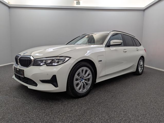 BMW 330 e T Advantage NAVI*LED*SPORT*KEYLESS