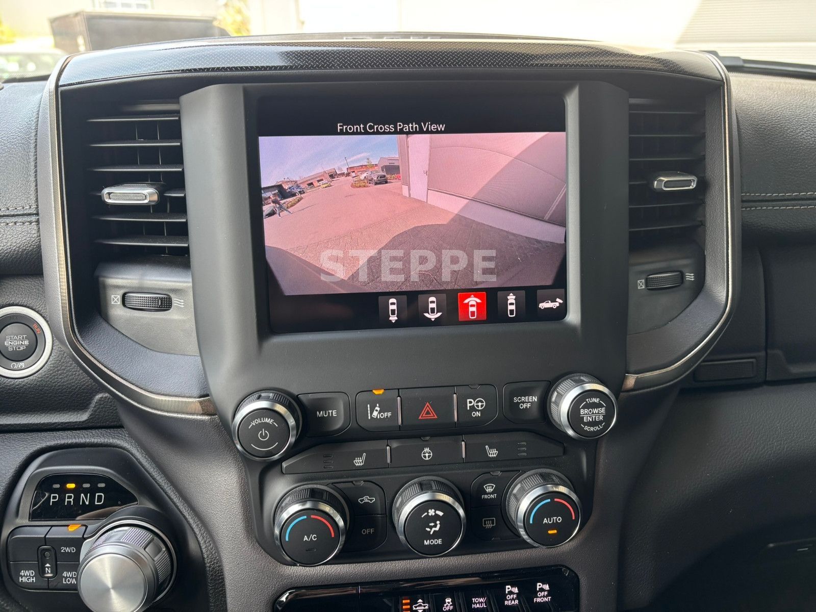 Dodge RAM 1500 REBEL 5,7V8 NIGHT ACC, Luftfed,AHK,360°