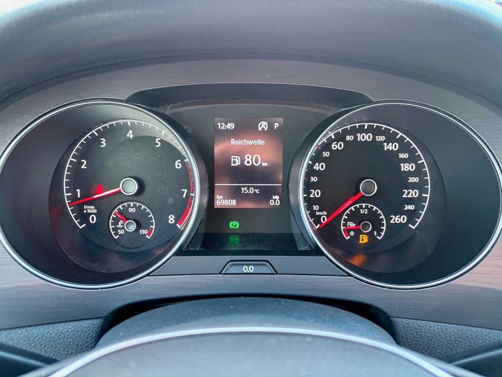 Fahrzeugabbildung Volkswagen Golf Sportsvan VII 1.5 TSI DSG Klima PDC 2.HAND