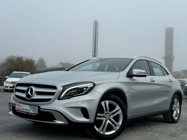 Mercedes-Benz GLA 200 Score/XENON/NAVI/EURO 6