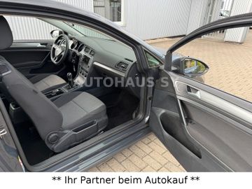 Volkswagen Golf - 11