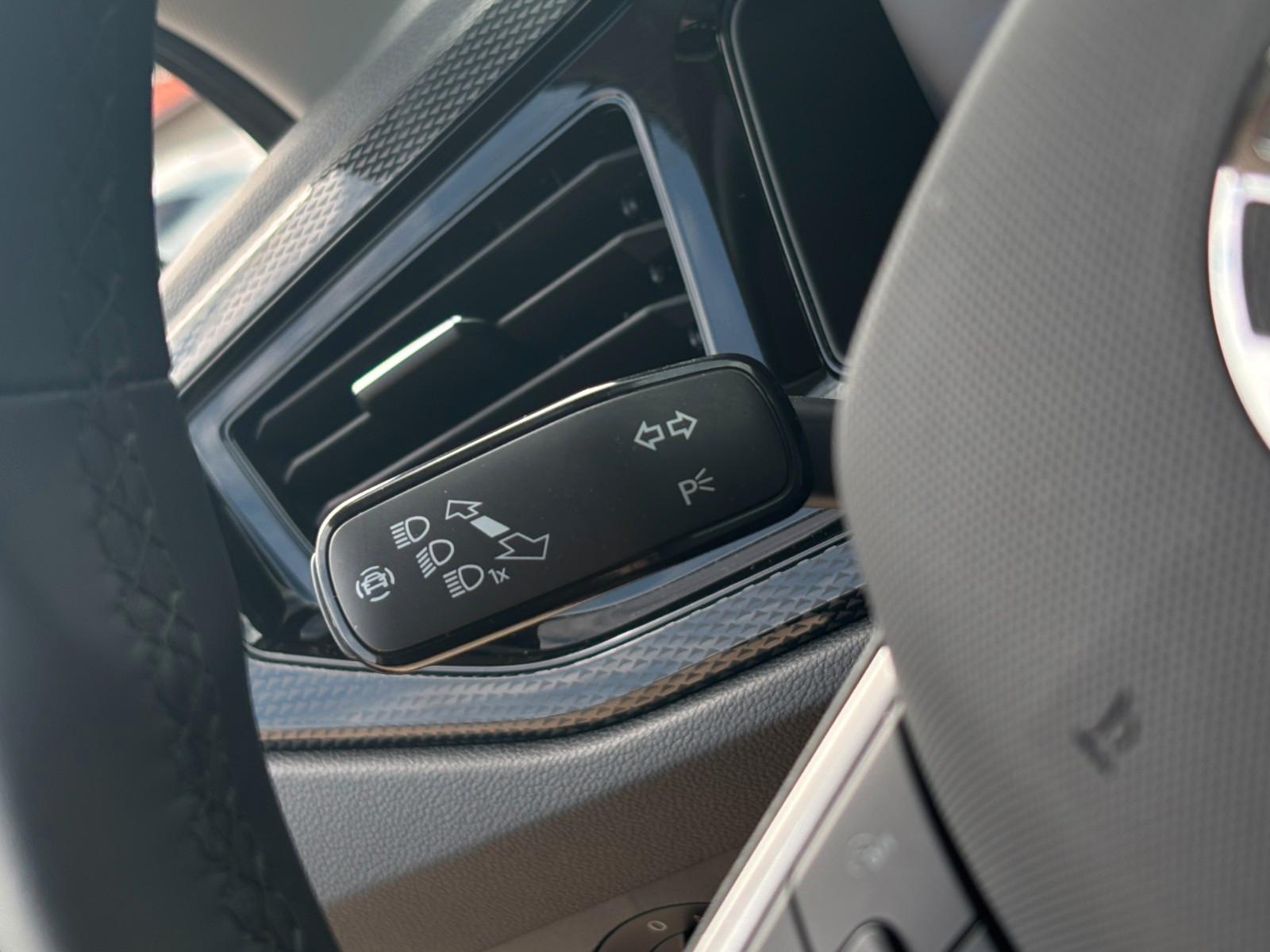Volkswagen Taigo Life *ACC*SHZ*LED*KAM*PDC*, миниатюра 9