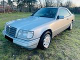 Mercedes-Benz C124 W124 320CE Klima Automa... - Mercedes-Benz 320 aus 1994