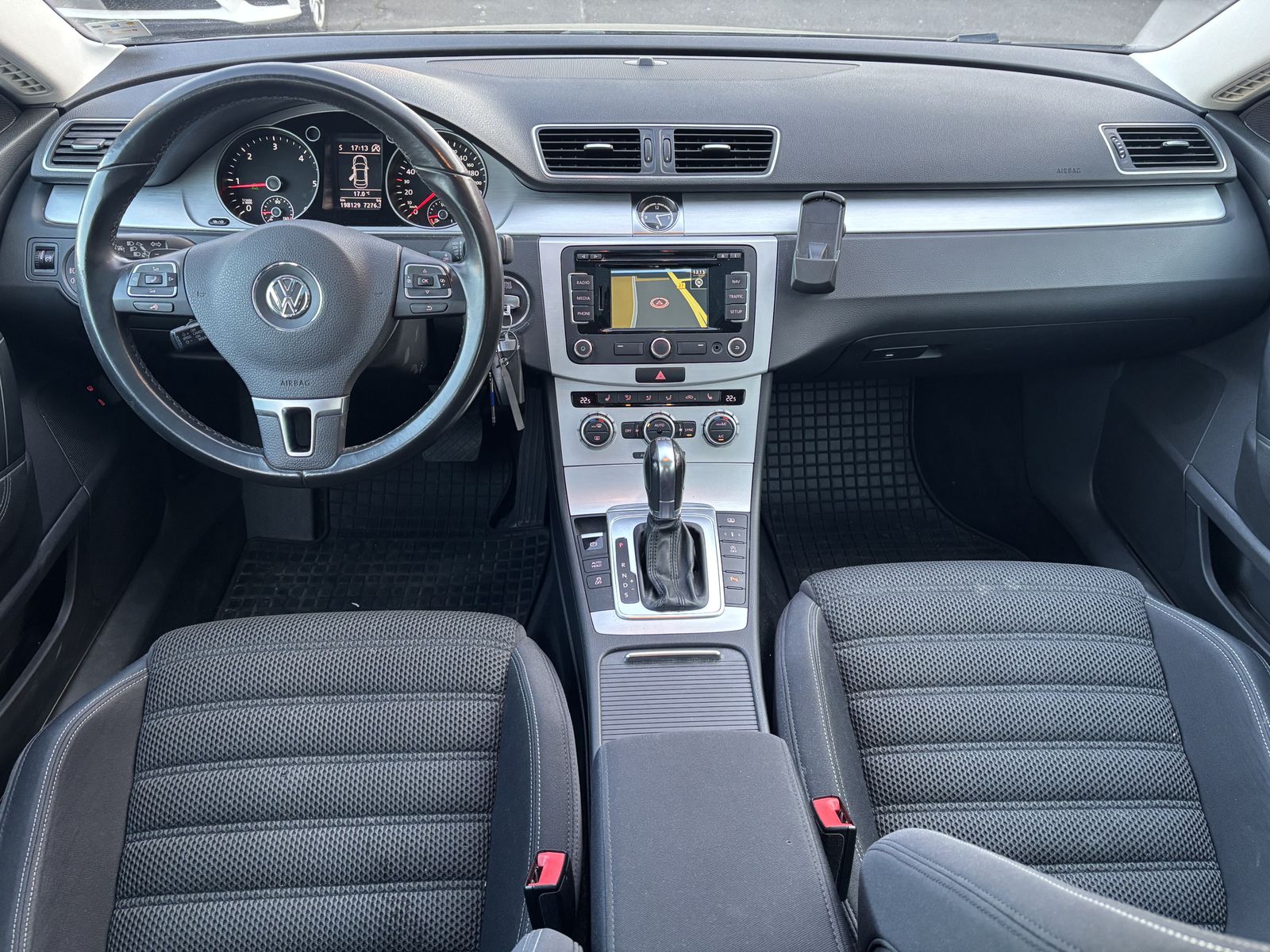 Fahrzeugabbildung Volkswagen CC 2.0 TDI DSG BMT-NAV-XENON-PANO-ACC-AHK-DCC-