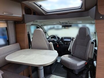 Knaus L!VE TI 590 MF (UPE: 102.300,- )