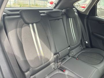 BMW 220 - 9