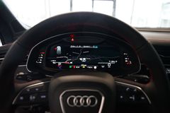 AUDI SQ7 TFSI | Pano | Carbon | HuD | B&O | Nardograu AUDI SQ7 TFSI | Pano | Carbon | HuD | B&O | Nardograu
