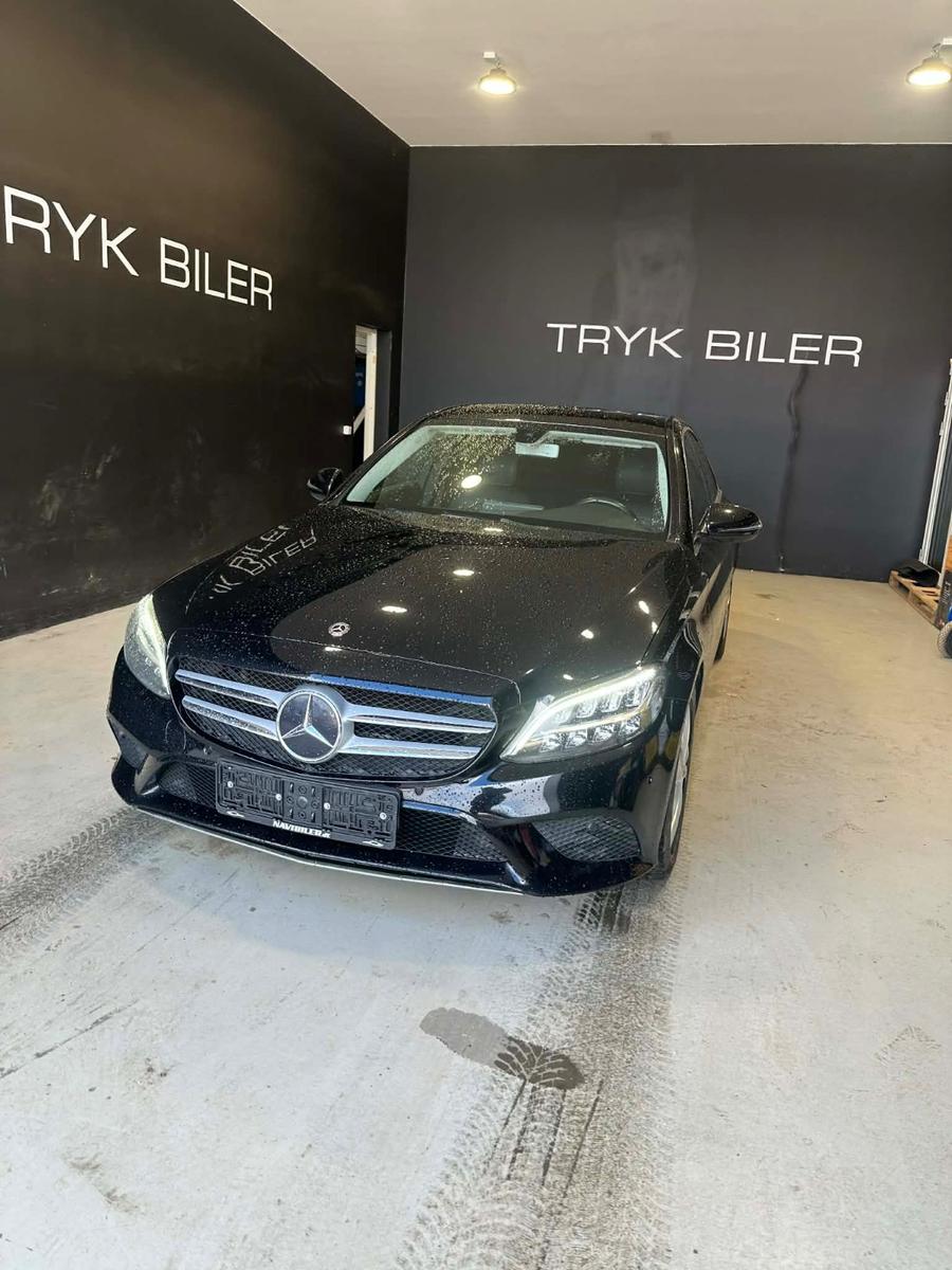 Mercedes-Benz Limousine C 220 d