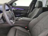 BMW 520d Tour M Sport Navi/LED/AHK/HiFi/Pano/KomfZg - BMW mit Diesel-Antrieb: K