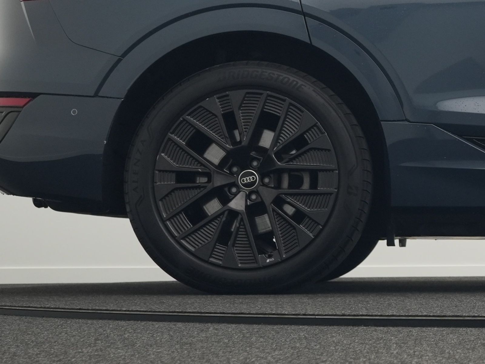 Audi Q8 e-tron - Bild 48
