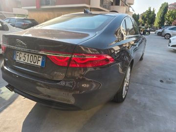 Jaguar XF - 5