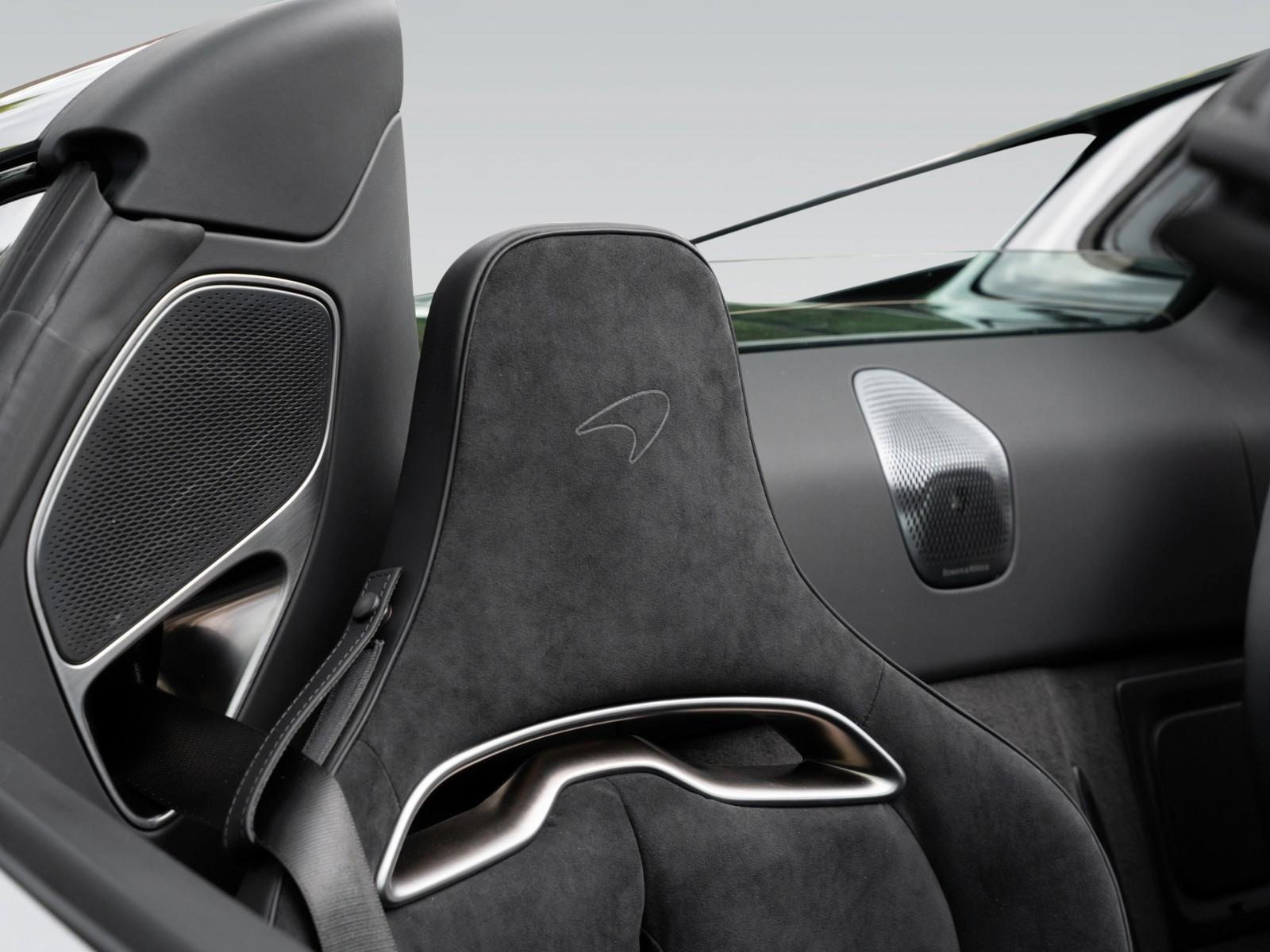 McLaren Artura Spider | MSO Paint | ClubSport Seats